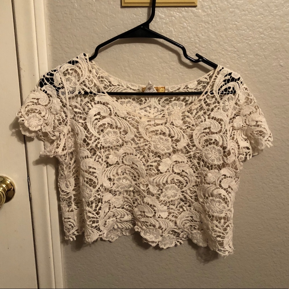 Crop top